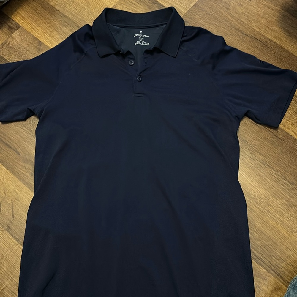 Navy Fabletics men’s size medium polo